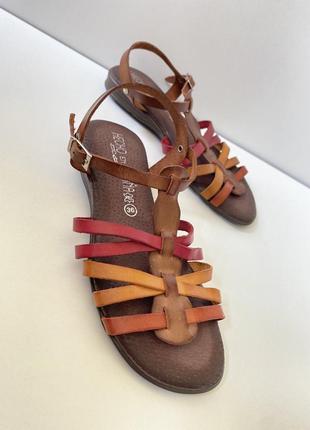 Босоножки женские кожаные 36 и 38 размера