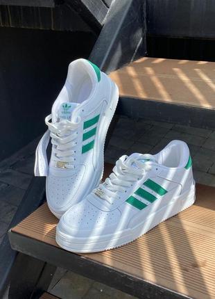 Мужские кроссовки adidas в бело-зеленом цвете, стильная обувь на каждый день