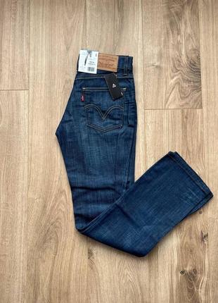 Новые джинсы levi's 10528 straight