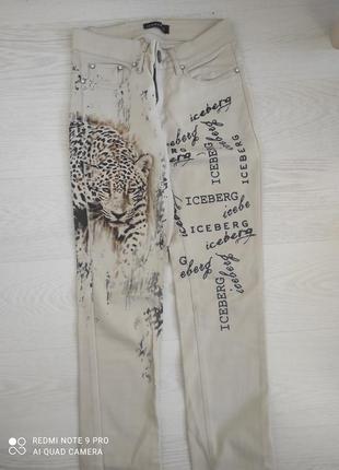 Жіночі джинси з принтом1 фото