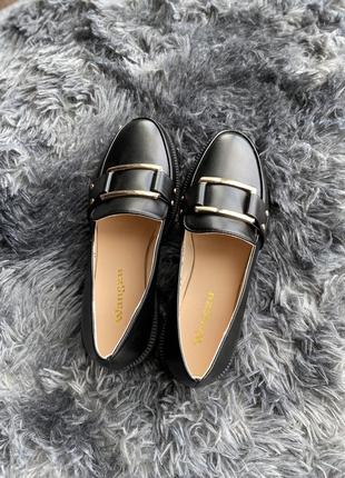 Лофери чорні жіночі трендові черевики8 фото
