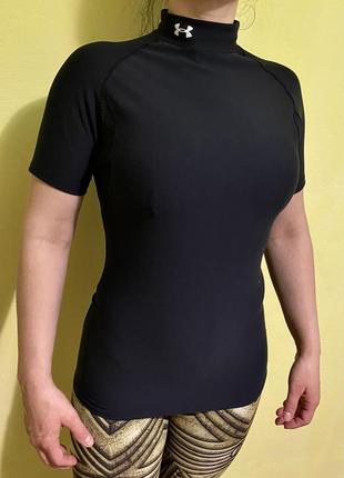 Футболка under armour