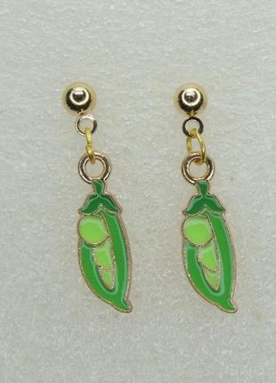Серьги liresmina jewelry серьги-гвоздики (пусеты) зеленый горошек эмаль 2.5 см золотистые2 фото