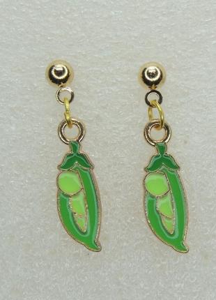 Серьги liresmina jewelry серьги-гвоздики (пусеты) зеленый горошек эмаль 2.5 см золотистые3 фото