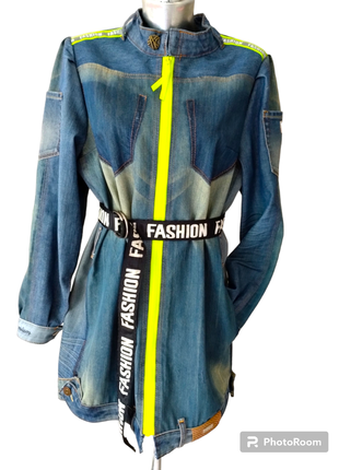 Удлиненная джинсовая куртка8 фото