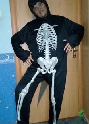 Карнавальный костюм на хеллоуин взрослый.