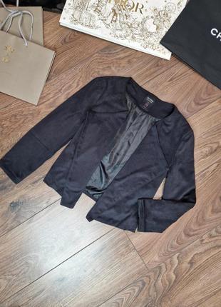 Легкая замшевая куртка- жакет ,кардиган, накидка ,черного цвета с асимметричными краями bershka s7 фото