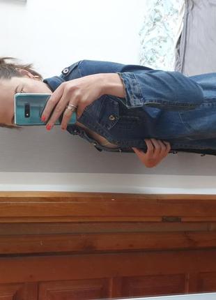 Удлиненная по фигуре джинсовая куртка рубашка джинсовое платье9 фото