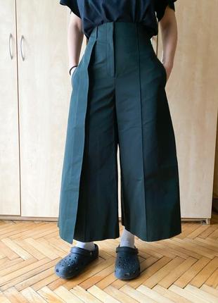 Стильные широкие брюки, кюлоты темно зеленого цвета, размер 344 фото