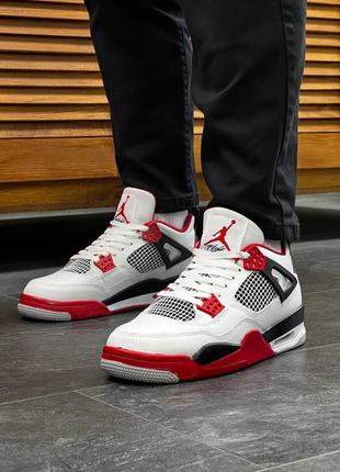 Мужские кроссовки nike air jordan 4 retro fire red / мужественные кроссовки найк аир джордан ретро беже с красавым