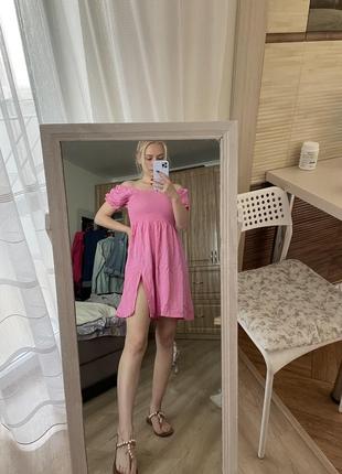 Сукня рожева