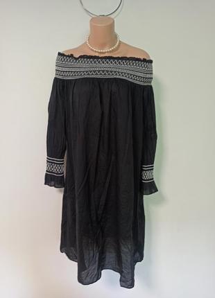 Сукня оригінал на плечі в стилі бохо з вишивкою відкриті плечі7 фото