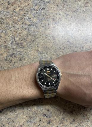 Годинник orient