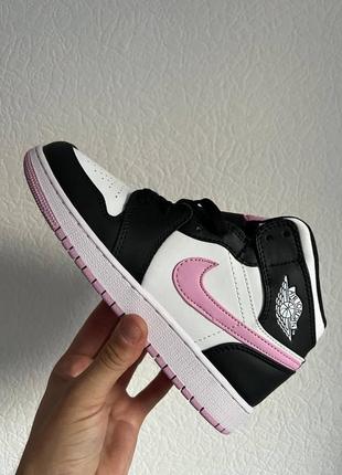 Кроссовки nike air jordan mid 1 black/pink1 фото