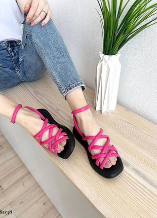 Босоніжки, фуксія/чорний, натуральна шкіра2 фото