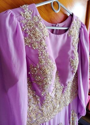 Шикарное винтажное лавандовое платье.3 фото