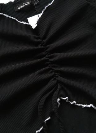 Блуза в рубчик укороченная черного цвета boohoo4 фото