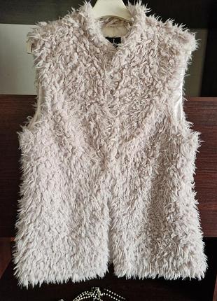 Жилет atmosphere