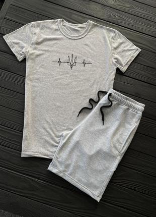 Летний серый спортивный костюм с патриотическим принтом герб украины