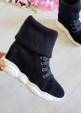 Ботинки сникерсы на платформе