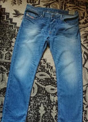 Брендовые фирменные демисезонные летние стрейчевые джинсы diesel модель waykee, оригинал,размер 36/32.