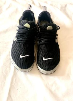 Кроссовки от nike