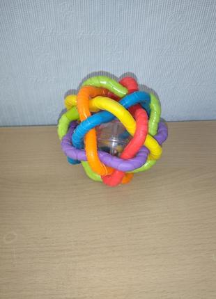 Мячик погремушка-знайка