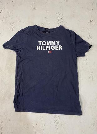 Футболка : tommy hilfiger