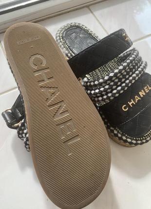 Брендовые шлепанцы chanel