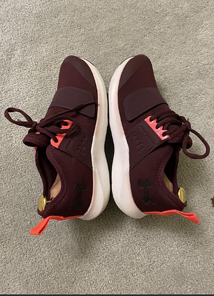 Кроссовки under armour, 37