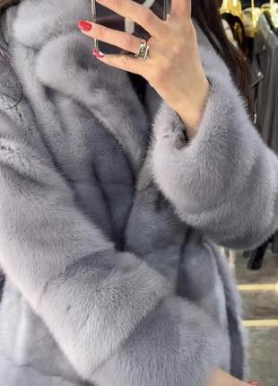 Шикарная норковая шуба с английским воротником голубой