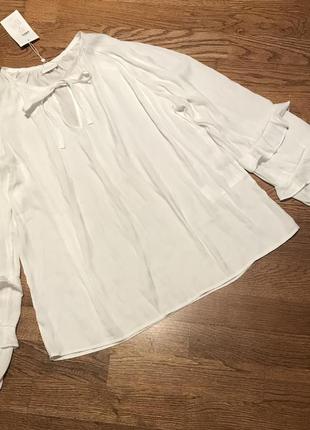 Біла блузка vila з об'ємними рукавами, р. 403 фото