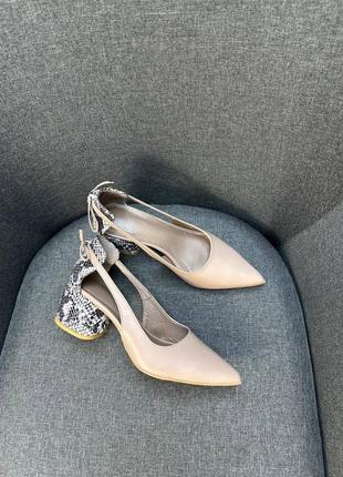 Эксклюзивные туфли лодочки из натуральной итальянской кожи и замша женские на каблуке7 фото