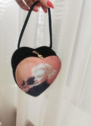Трендовая мини сумочка сердце в стиле ретро винтаж монро2 фото