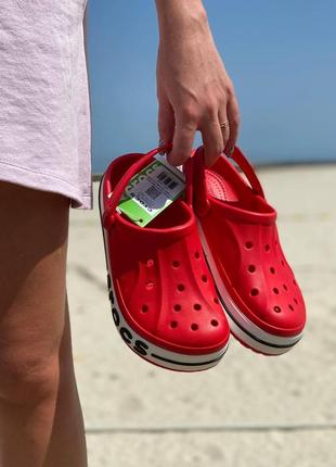 Жіночі шльопанці crocs red logo / smb7 фото