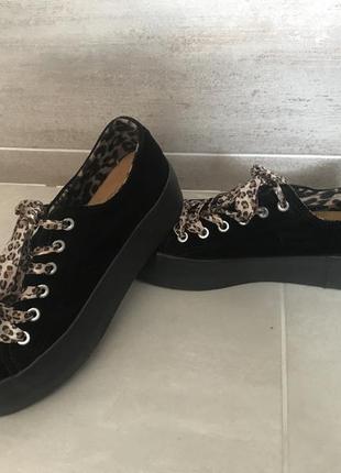 Крута обувочка