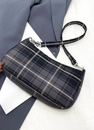 Картата сумочка багет