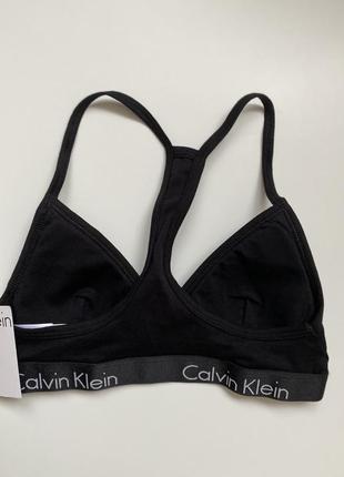 Топ від calvin klein8 фото