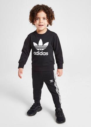 Спортивний костюм sellwood adidas originals trefoil logo crew friends infant