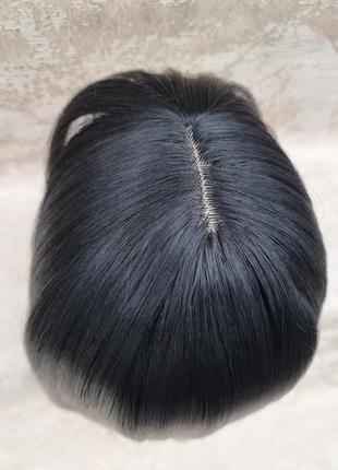 Термоперука чорна з чубчиком перука з чорним рівним волоссям середньої довжини4 фото