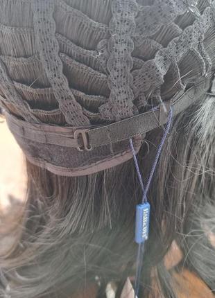 Термоперука чорна з чубчиком перука з чорним рівним волоссям середньої довжини8 фото