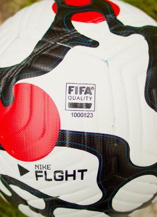 Футбольный мяч nike premier league flight4 фото