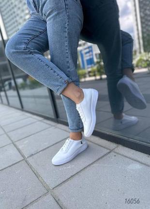 Білі шкіряні кросівки кеди мокасини на шнурках7 фото