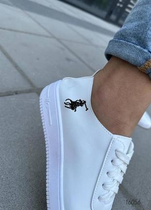 Білі шкіряні кросівки кеди мокасини на шнурках10 фото