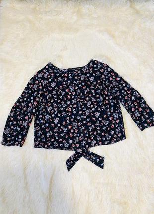 Блуза с открытой спинкой