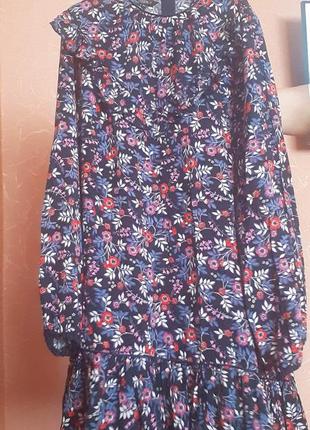 Женское платье с цветочным принтом и свободным кроем с горлом6 фото
