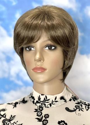 Парик русый короткий прямой модакрил / канекалон
