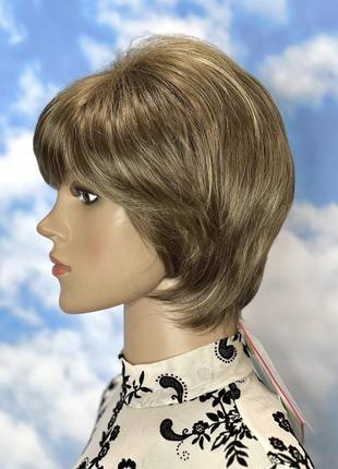 Парик русый короткий прямой модакрил / канекалон