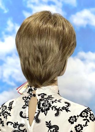 Парик русый короткий прямой модакрил / канекалон