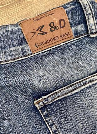 Женские джинсы напоминают трендовые с имитацией трусиков5 фото